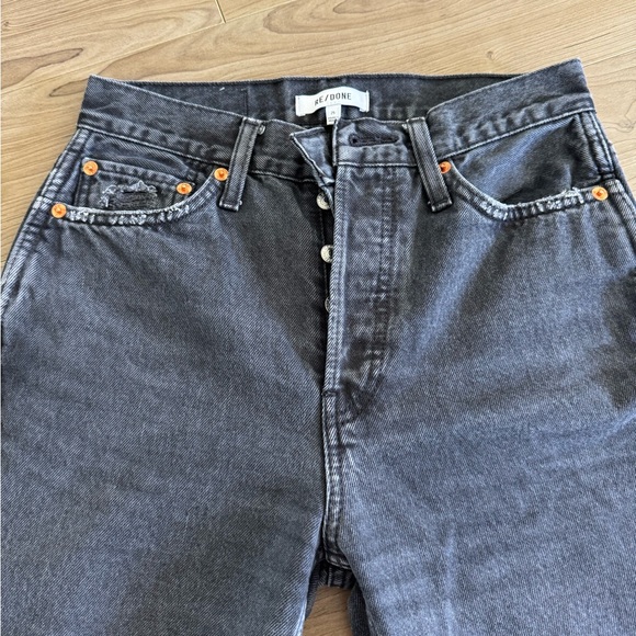 RE/DONE High Rise Jeans in Washed Black
With Rips, size 25 - Picture 2 of 8